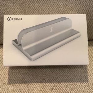 iQunix Edin Adjustable Laptop Stand